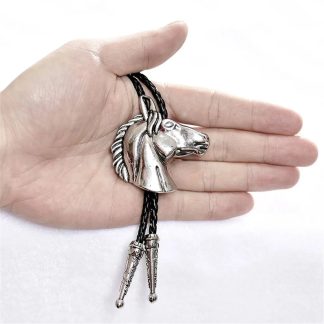 Three-Dimensional Horse Head Bolo